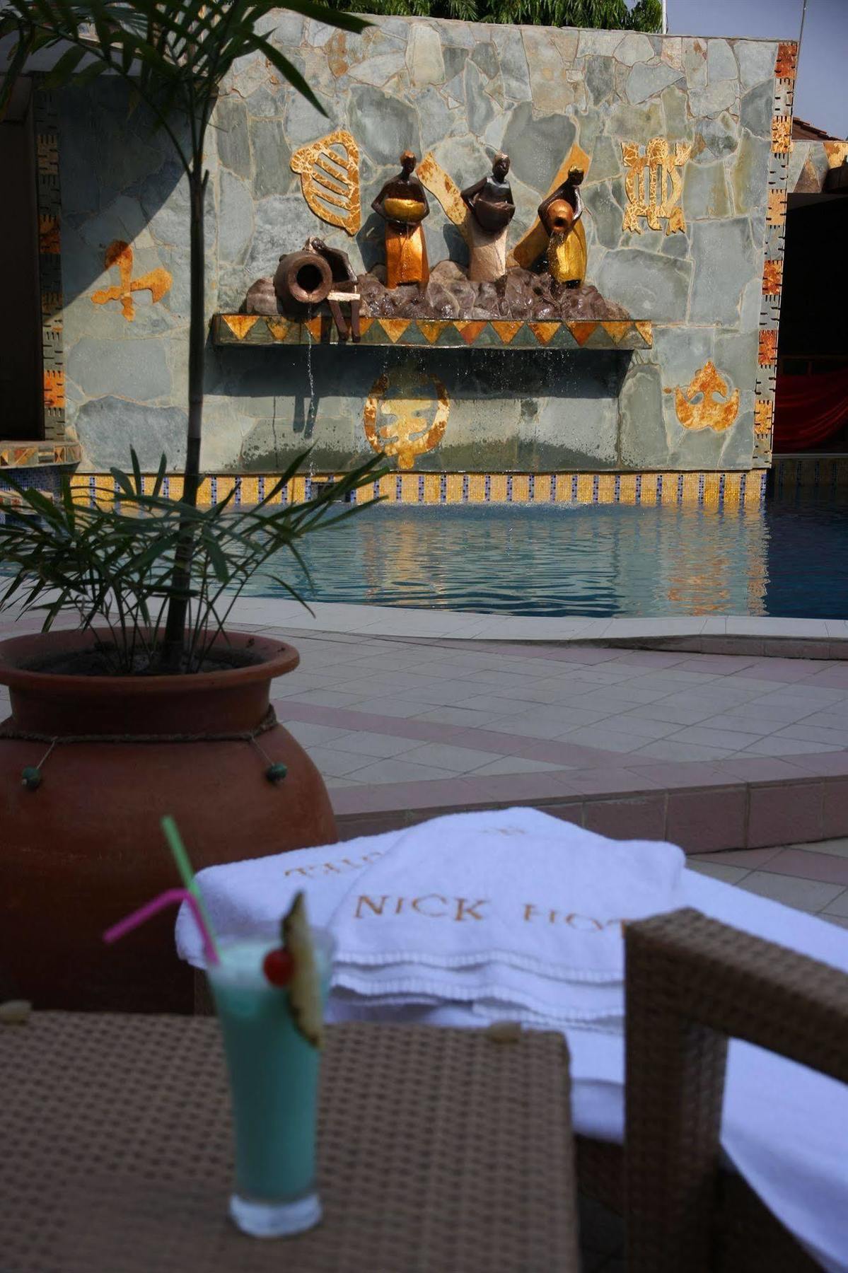 Royal Nick Hotel Lashibi エクステリア 写真