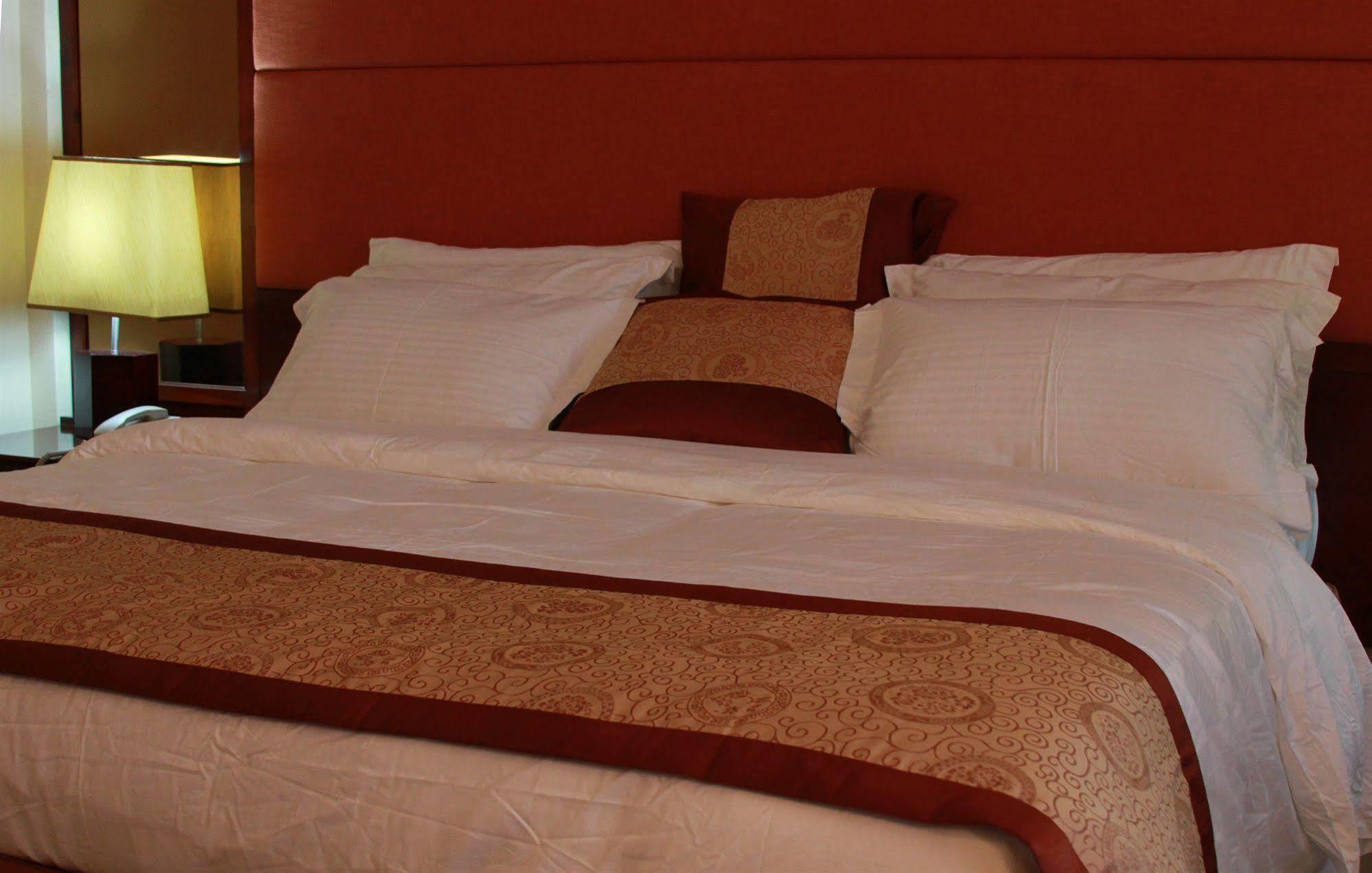 Royal Nick Hotel Lashibi エクステリア 写真
