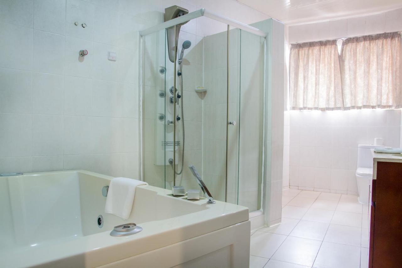 Royal Nick Hotel Lashibi エクステリア 写真