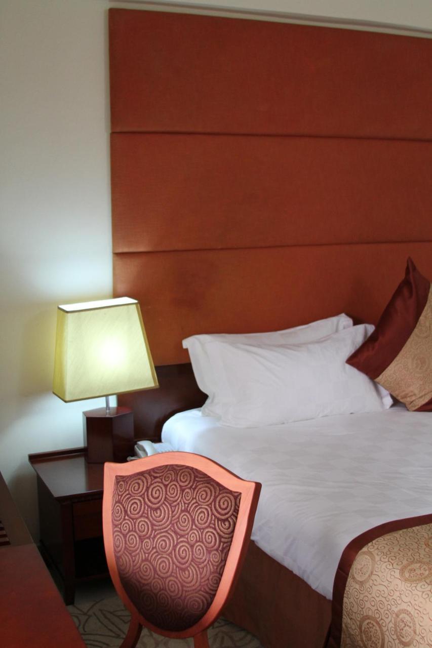 Royal Nick Hotel Lashibi エクステリア 写真